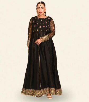 Laila Midnight Obsidian Embroidered Pishwas with Voluminous Flare – Gilded Crimson Floral Detailing